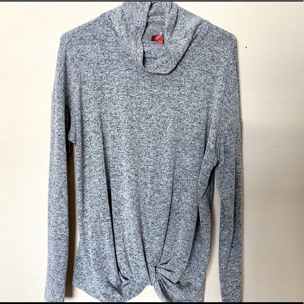 Jennifer Lopez Twist Front Long Sleeve Top Large